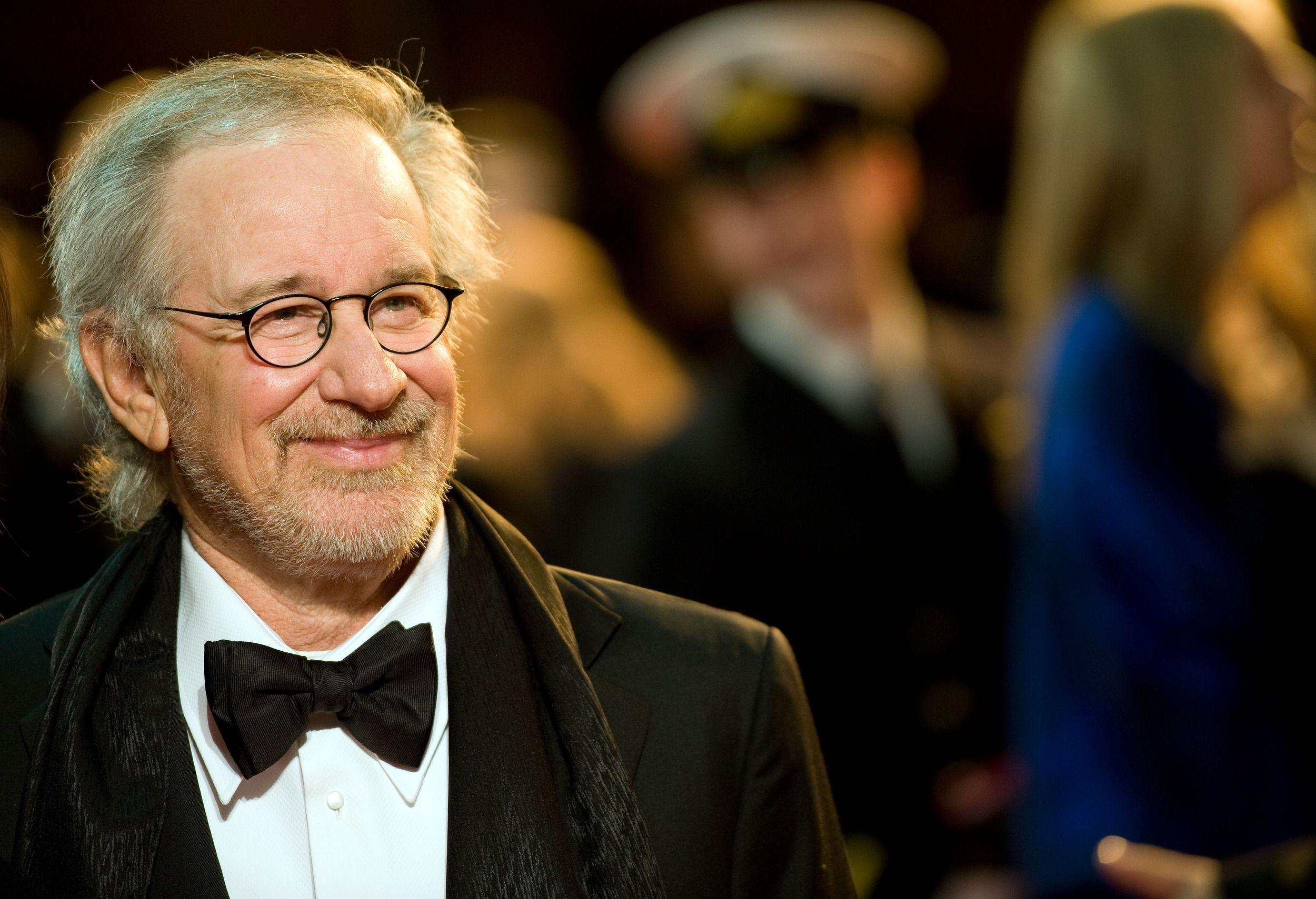 Top 10 Steven Spielberg Masterpieces for Movie Enthusiasts